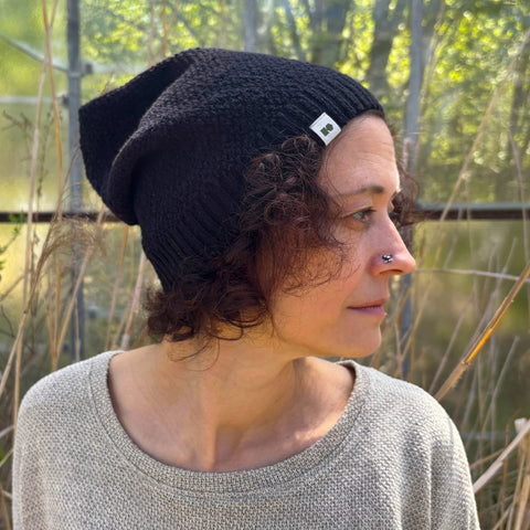 Thin hemp/cotton beanie, black