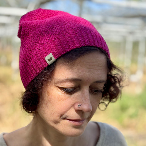 Thin hemp/cotton beanie, fuchsia